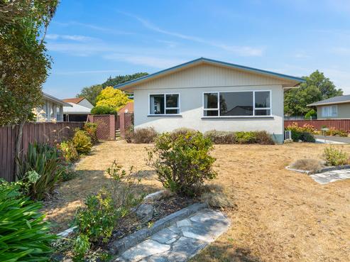 7 Cornwall Place, Stoke