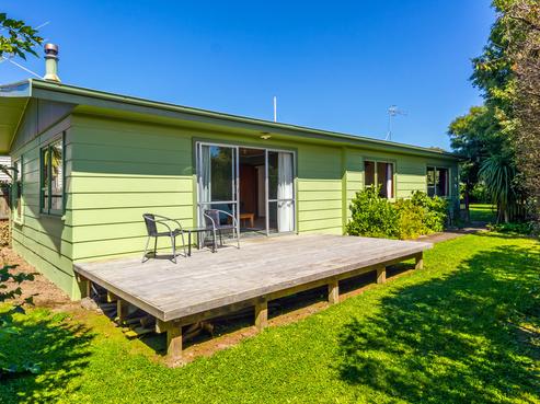 12 Elworthy Street, Pareora