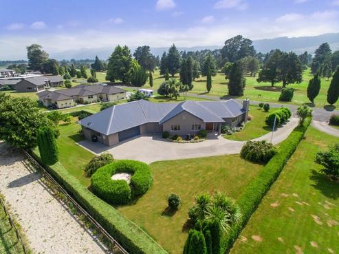 7 Silk Road, Okauia