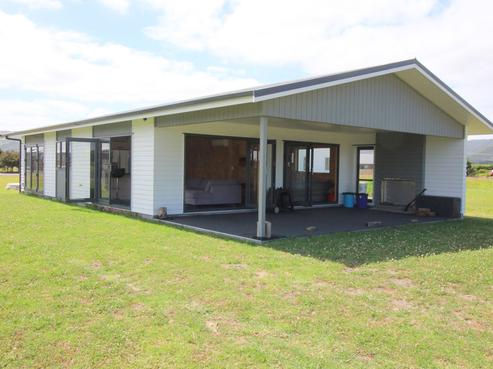 6 Karawaka Street, Ahipara