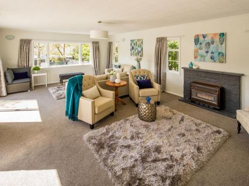 4 Kennedy Grove, Stokes Valley