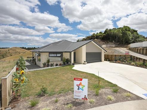 35 Macdonald Heights, Feilding