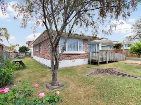 1/17 Kelvin Road, Papakura