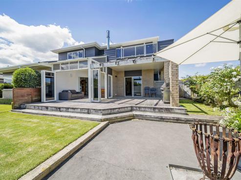 8 Rata Street, Hawera
