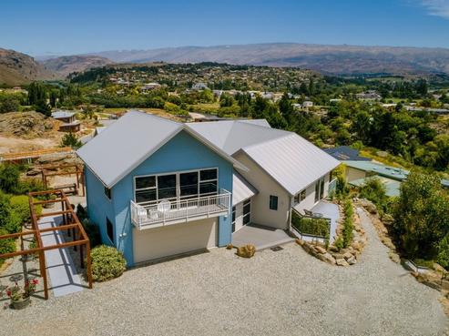 16 Lookout Drive, Alexandra