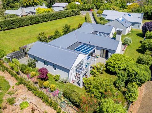 4 Arms Park Way, Waikanae