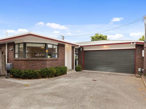 2/291 Naenae Road, Naenae