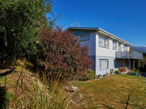 63 Ludstone Road, Kaikoura