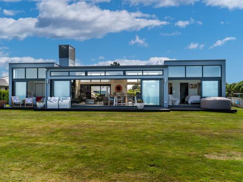 1272 Coast Road, Karitane