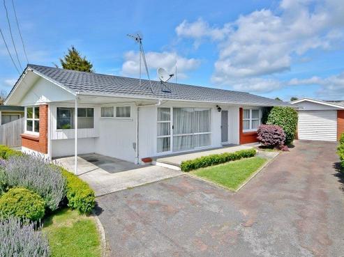 55 Sandwich Road, Saint Andrews