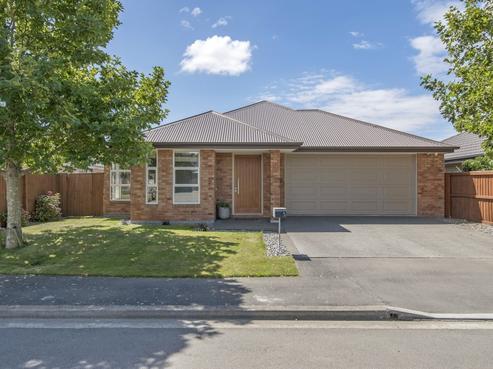 5 Cognac Drive, Yaldhurst