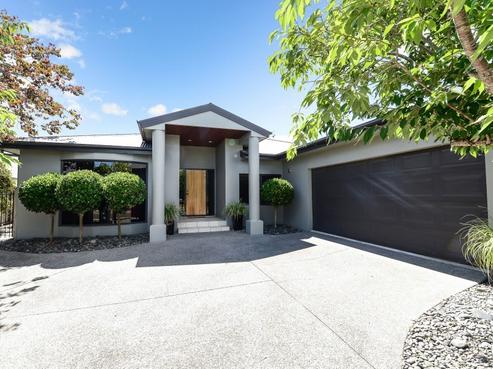 11 Grace Avenue, Rototuna North