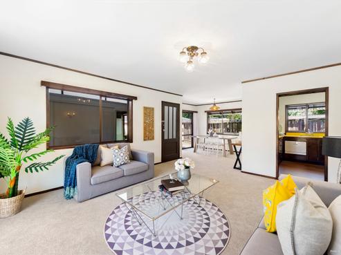 2/11 Kurnell Drive, Botany Downs