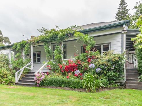 16 Waiaute Road, Manakau