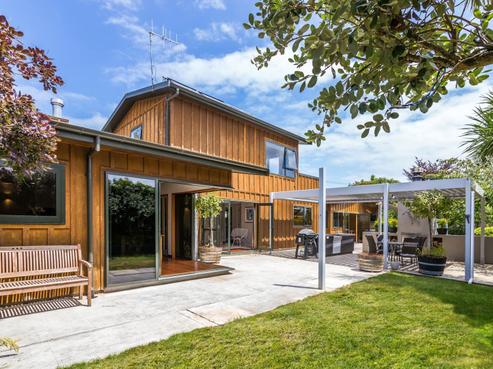 21 Wharewaka Road, Wharewaka