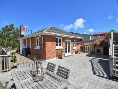 24 John Street, Abbotsford