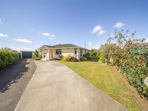 11 Ngaio Place, Hawera