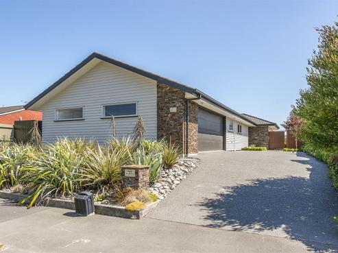 65 Roberta Drive, Somerfield