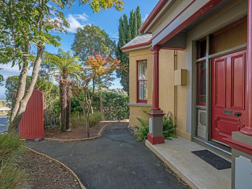 30 Peel Street, Mornington