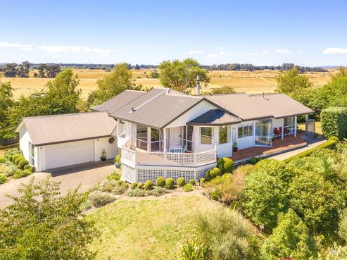 8 Kingston Way, Otamatea