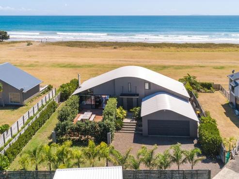 140 Puka Crescent, Matarangi