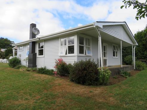 6 Tui Street, Piopio