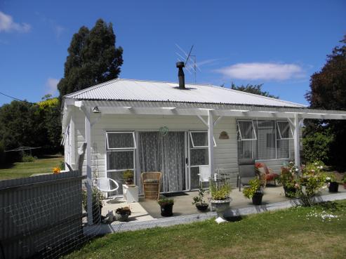 7 Shrimski Street, Deborah