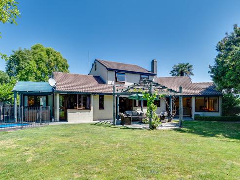 908A Harding Road, Camberley