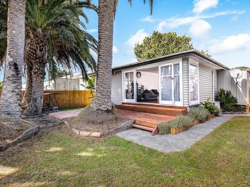 4 Mary Keane Lane, Parakai