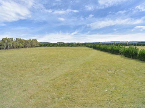 2236 South Eyre Road, West Eyreton