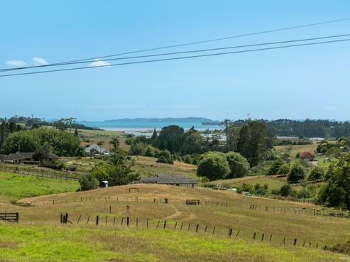 41 Wades Road, Whitford