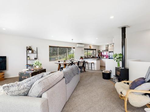 36 Ireland Road, Waitoki