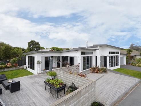 66 Celia Street, Redcliffs