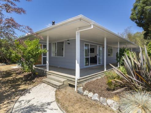 20 Lord Rutherford Road North, Brightwater