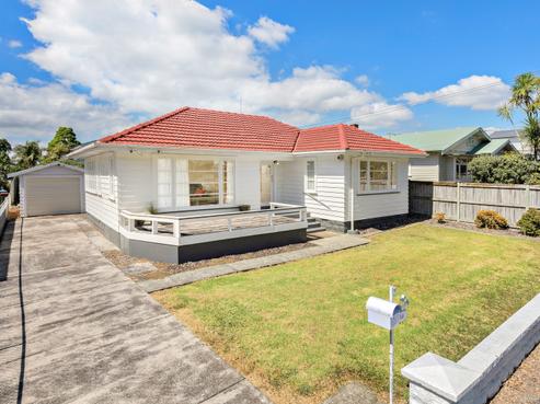 18 Miller Street, Point Chevalier