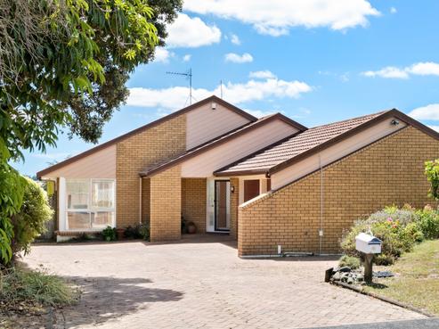 6 Crescent Hills Court, Northpark