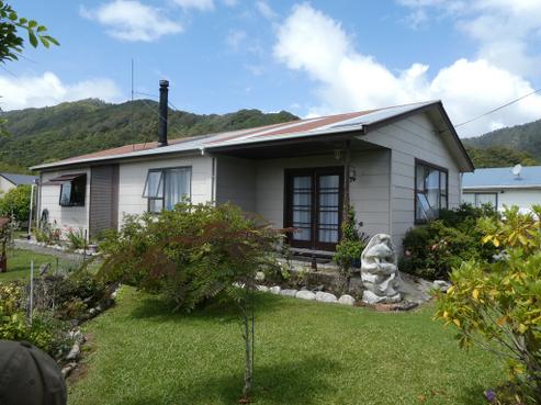 15 Greenfield Street, Hector
