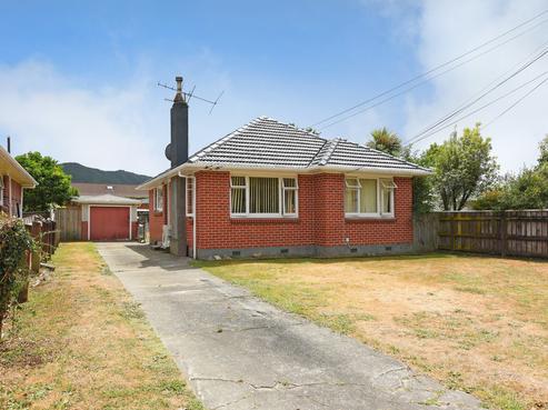 973 Fergusson Drive, Ebdentown