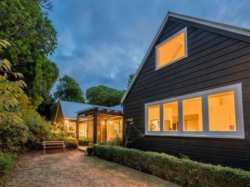 11 River Glade, Waikanae