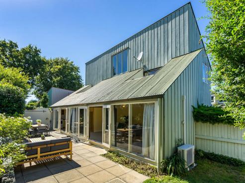 8B Guinness Crescent, Ilam