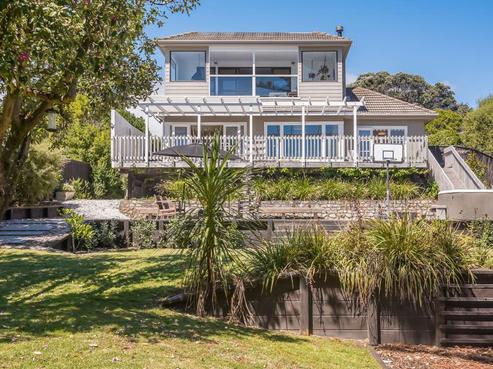 17 Douglas Street, Paraparaumu Beach