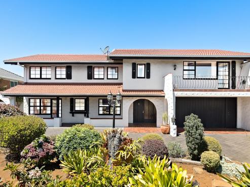 27 Warren Avenue, Three Kings