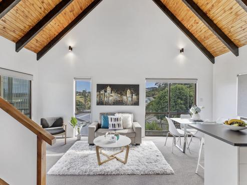 18 Delshaw Avenue, Stanmore Bay