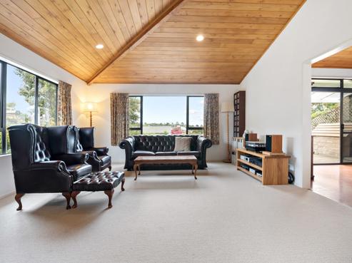 149 Arran Road, Browns Bay