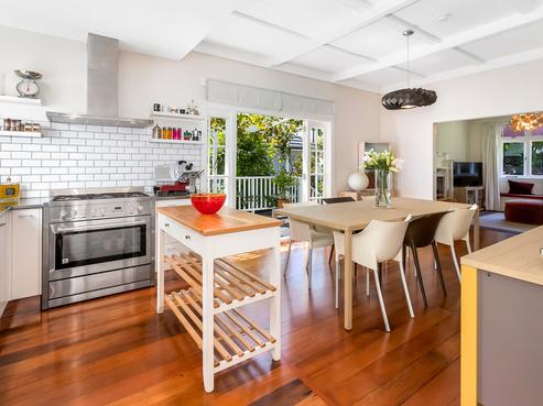 11 Hadfield Avenue, Waterview