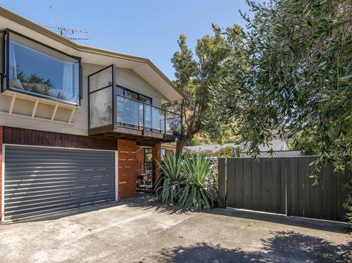 2/18A Taupata Street, Redcliffs