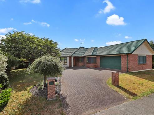 6 Greenough Place, Rototuna
