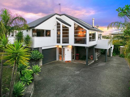 2/79 Ocean View Road, Hillcrest