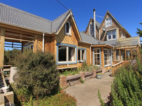 101 Oki Street, Oreti Beach