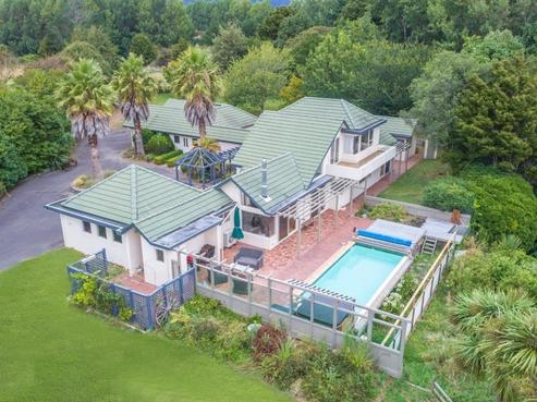 79 Takapu Road, Manakau